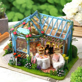 DIY Mini House - Rose Courtyard
